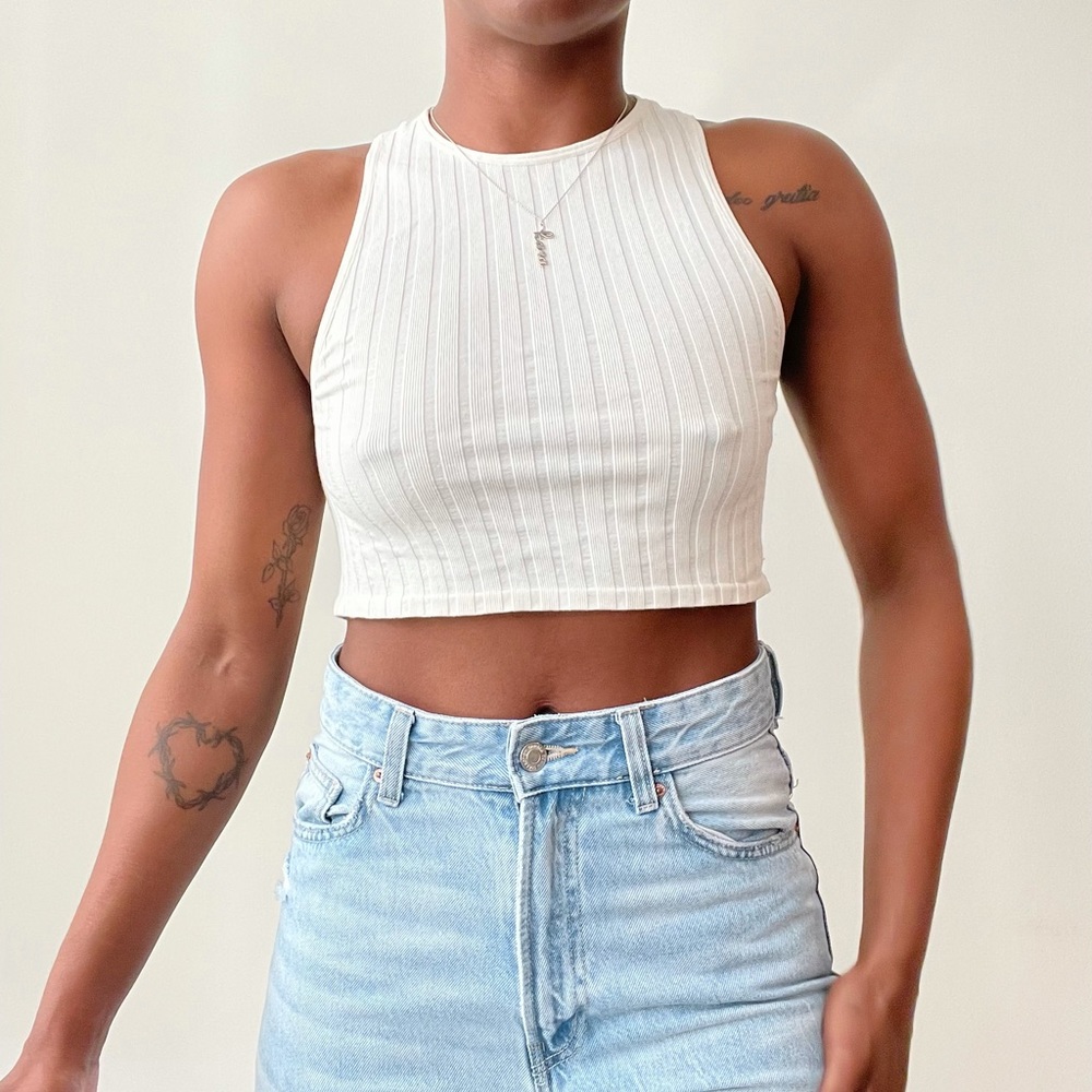 Off white high neck crop tank